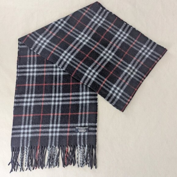 Burberry Unisex Winter Scarf Blue – 100% Lambswool Check – Used – Stylish Wrap. - Picture 1 of 8